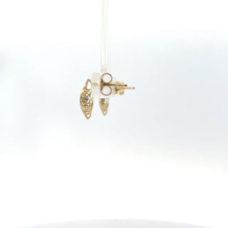 Aretes solitarios de diamantes en pulsos de oro amarillo de 10 quilates, 0,02 quilates