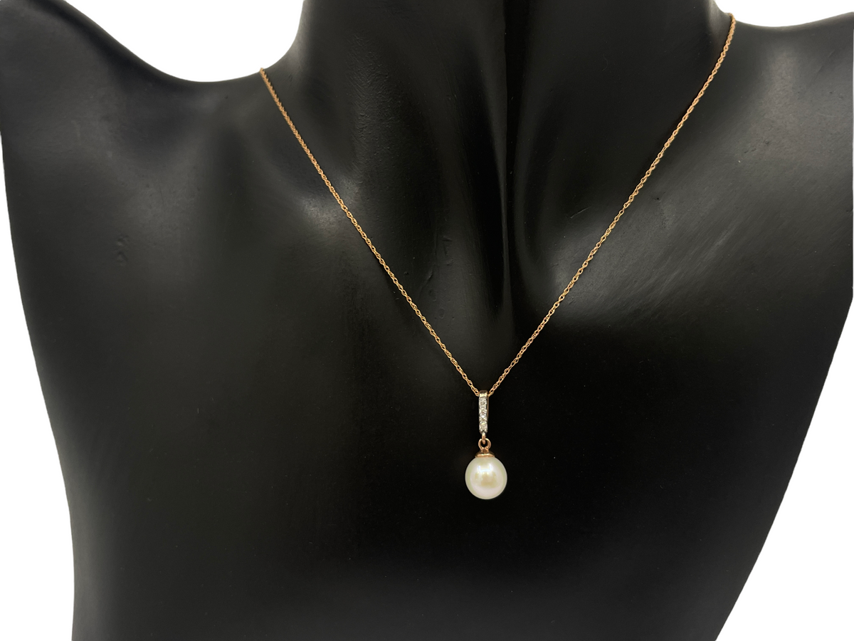 10K Rose Gold Fresh Water Pearl and Diamond Pendant, 18&quot;