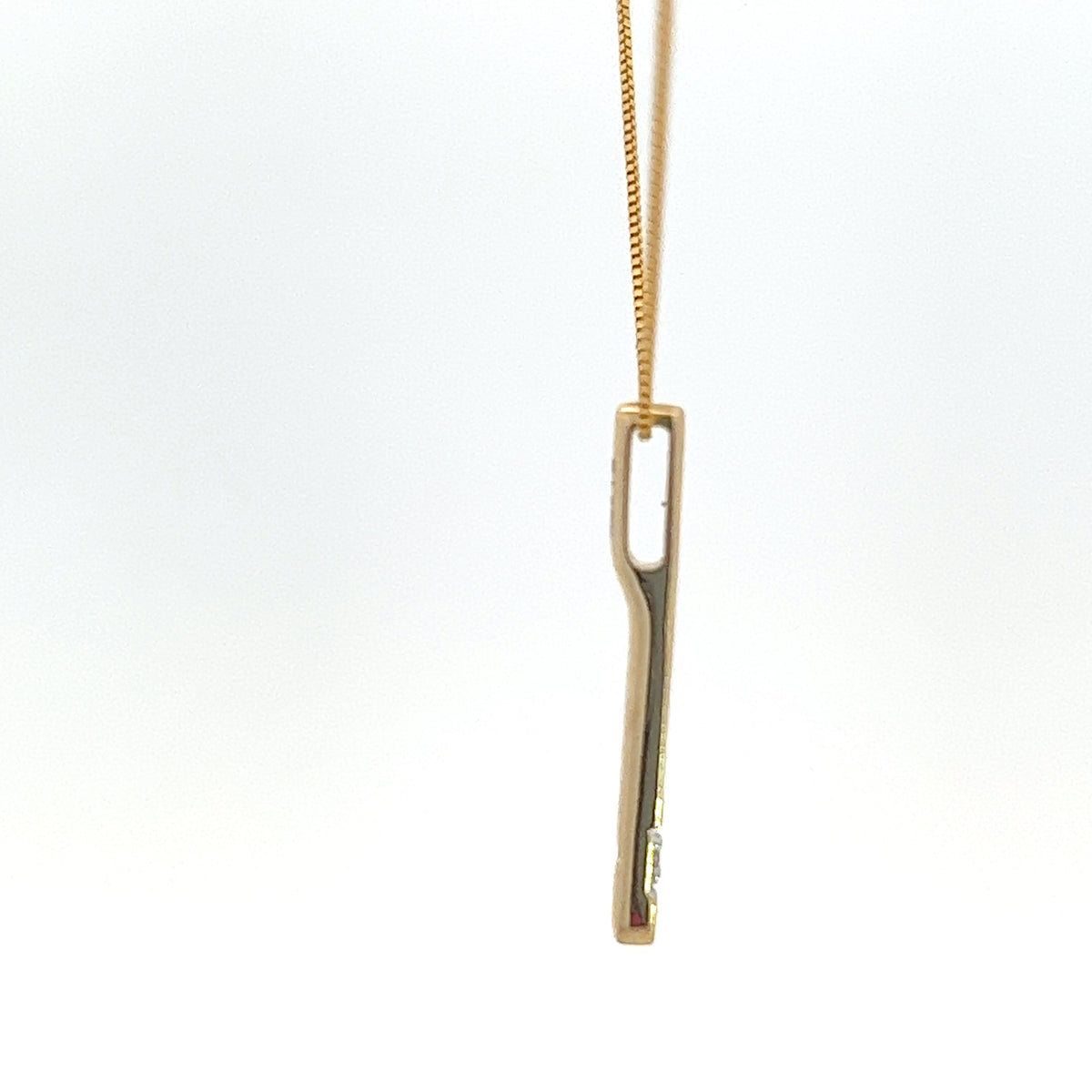 10K Yellow Gold 0.008cttw  Diamond  Bar Pendant, 18&quot;