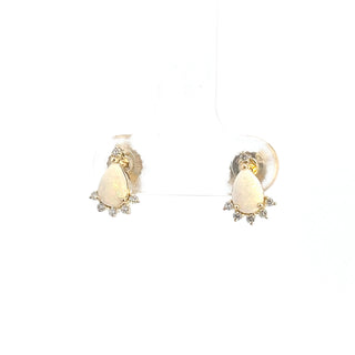 Aretes de diamantes y ópalo de oro amarillo de 10 quilates