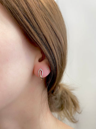 TRACKING-Aretes de diamantes en oro amarillo de 10 quilates