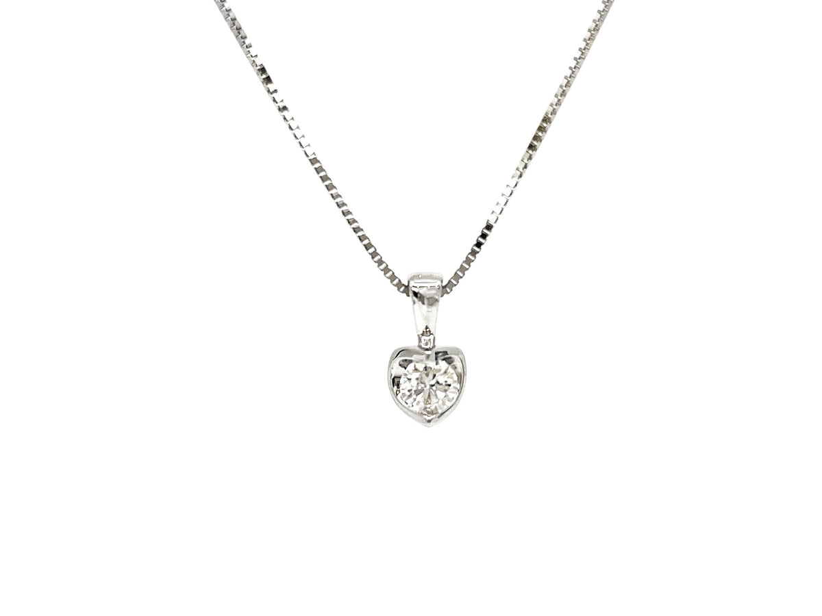 14K White Gold 0.10cttw Canadian Diamond Necklace, 18&quot;
