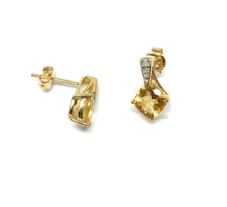 Pendientes de oro amarillo de 10 quilates con citrino auténtico de 1,00 quilates y diamantes de 0,026 quilates