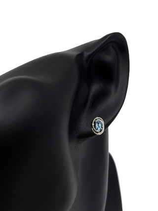 Pendientes de plata de ley 925 con topacio azul de 5 x 3 mm y diamantes de 0,036 quilates con parte posterior de mariposa - 6 mm x 9 mm