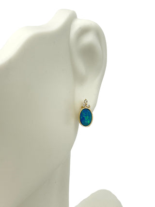 Pendientes de oro amarillo de 10 quilates con ópalo doble australiano de 0,80 quilates y diamantes de 0,065 quilates