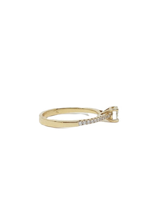 Anillo de compromiso de diamantes de 0,50 quilates en oro amarillo de 14 quilates