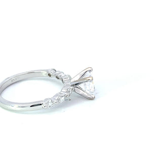 14K Round Brilliant Cut Diamond Ring