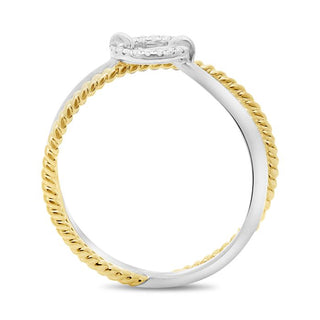 Anillo de diamantes texturizados de dos tonos de 14 quilates