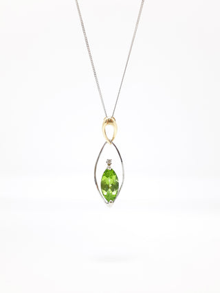 Colgante de peridoto y diamantes