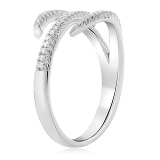 14K White, Yellow or Rose Gold 0.16cttw Diamond Staggered Ring